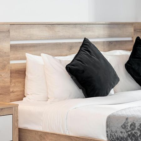 Higuests - Unique Studio With Stunning Panoramic Marina Views ดูไบ ภายนอก รูปภาพ