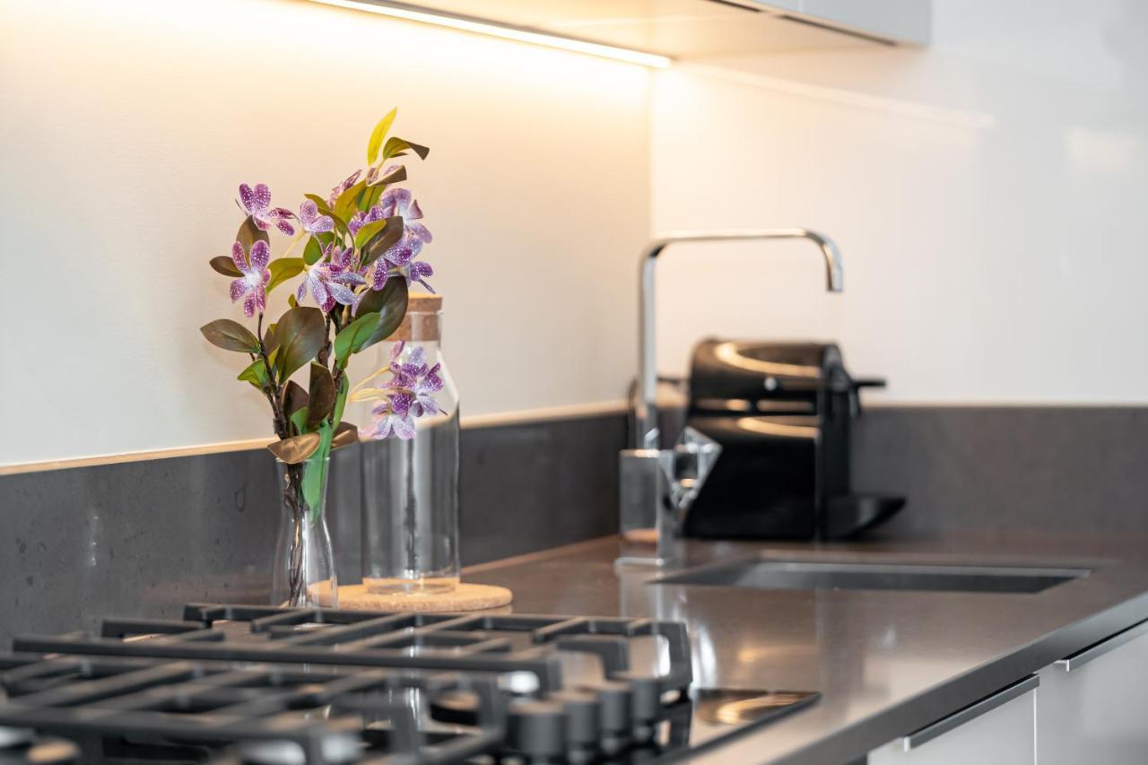 Higuests - Unique Studio With Stunning Panoramic Marina Views ดูไบ ภายนอก รูปภาพ